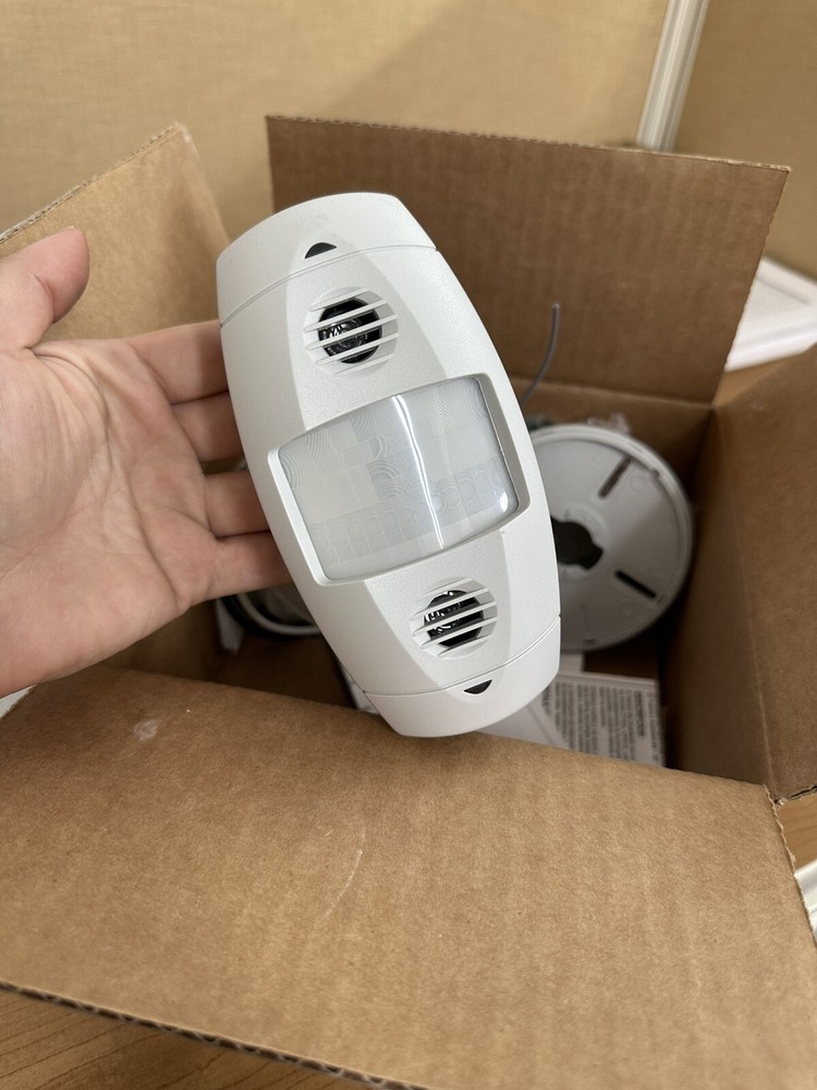 Leviton ODW12-MDW 40MA 24V Wall Sensor