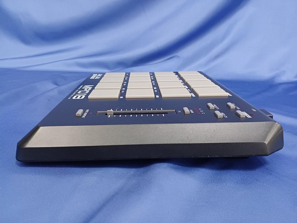 Akai Professional MPD18 MIDI Pad Controller