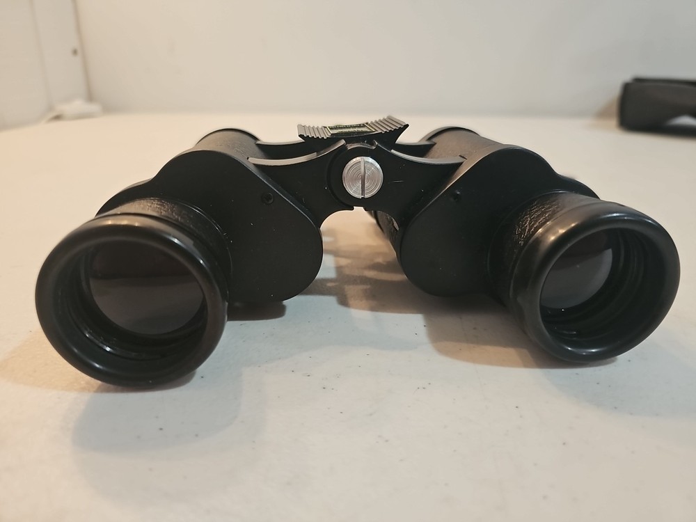 Bushnell insta focus binoculars 7x35 W Soft Case