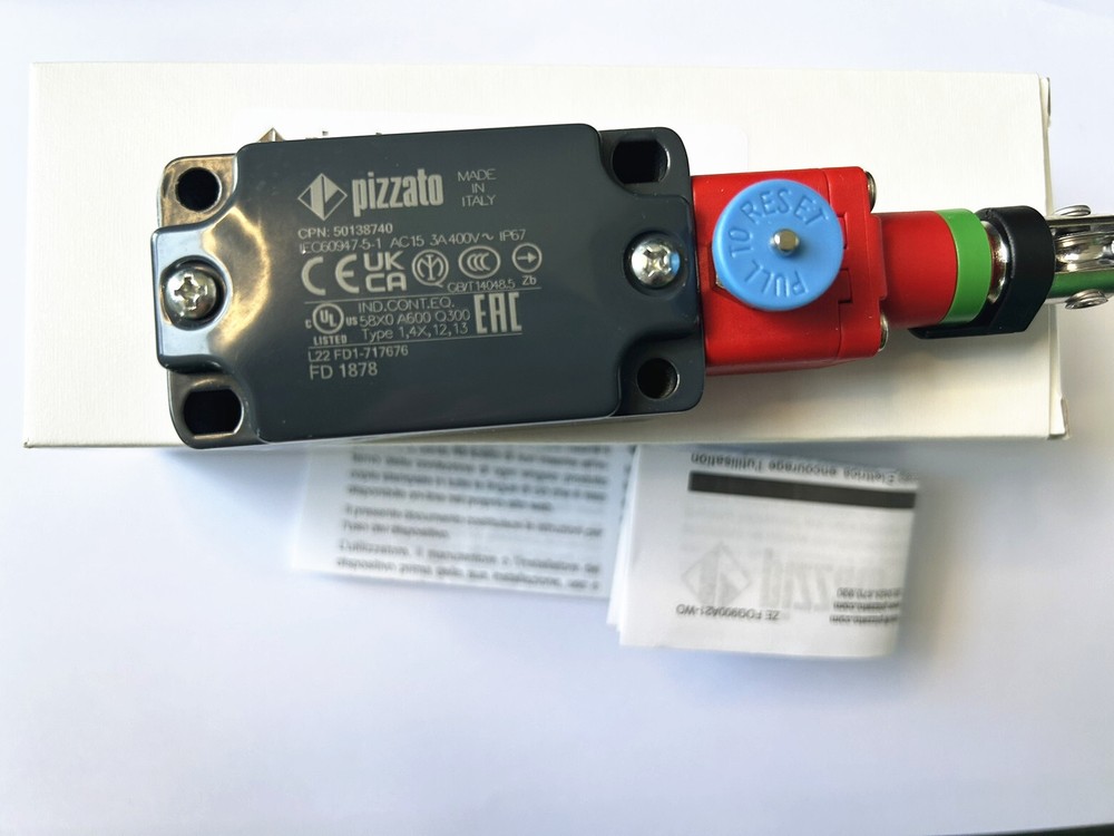 1pcs Pizzato Microswitch Cable Switch FD1878