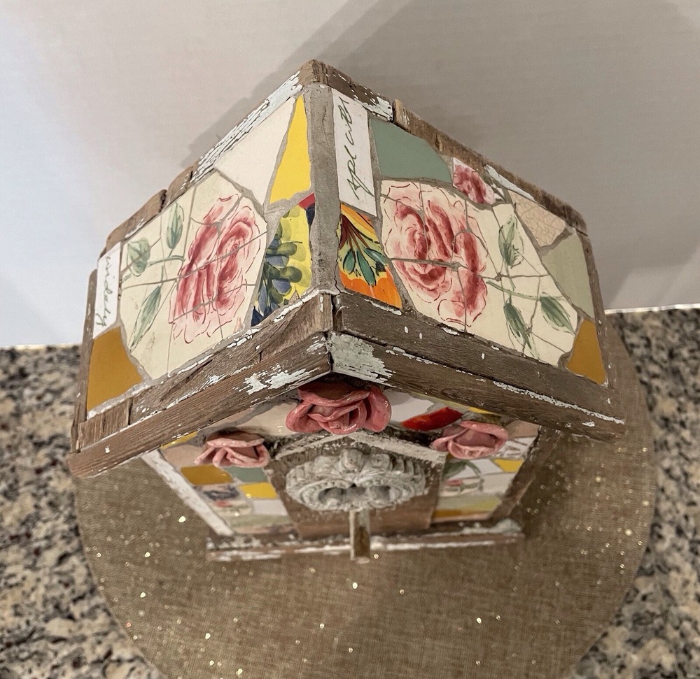 Mosaic Rustic Birdhouse (s-14)