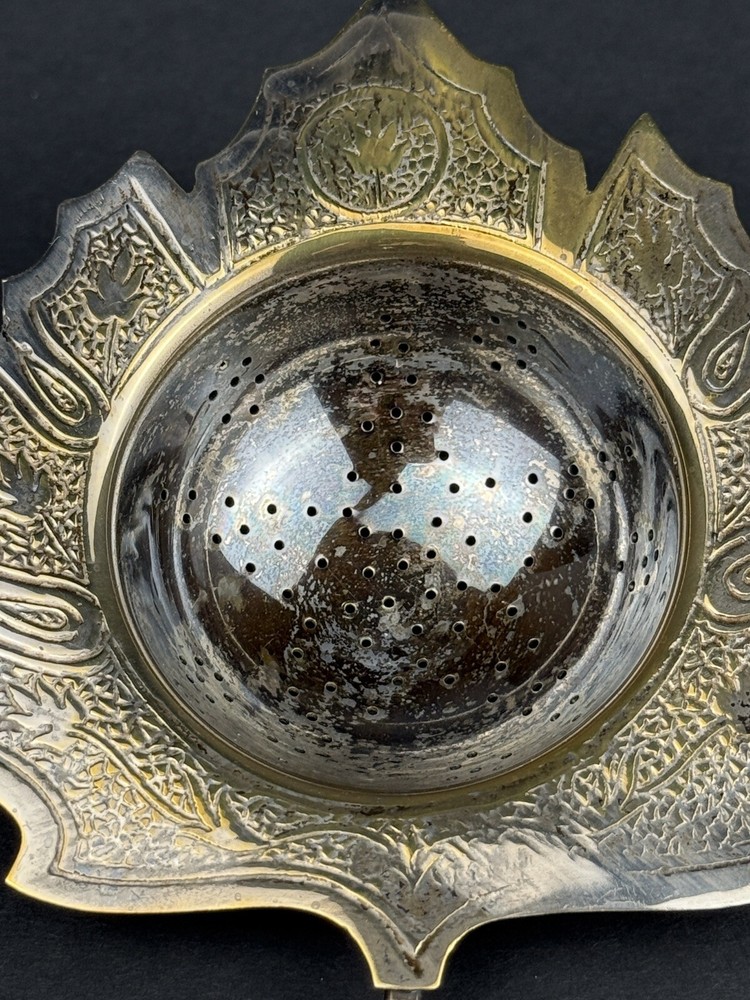 Vintage Silver Plate Maple Leaf Shaped Loose Leaf Tea Strainer