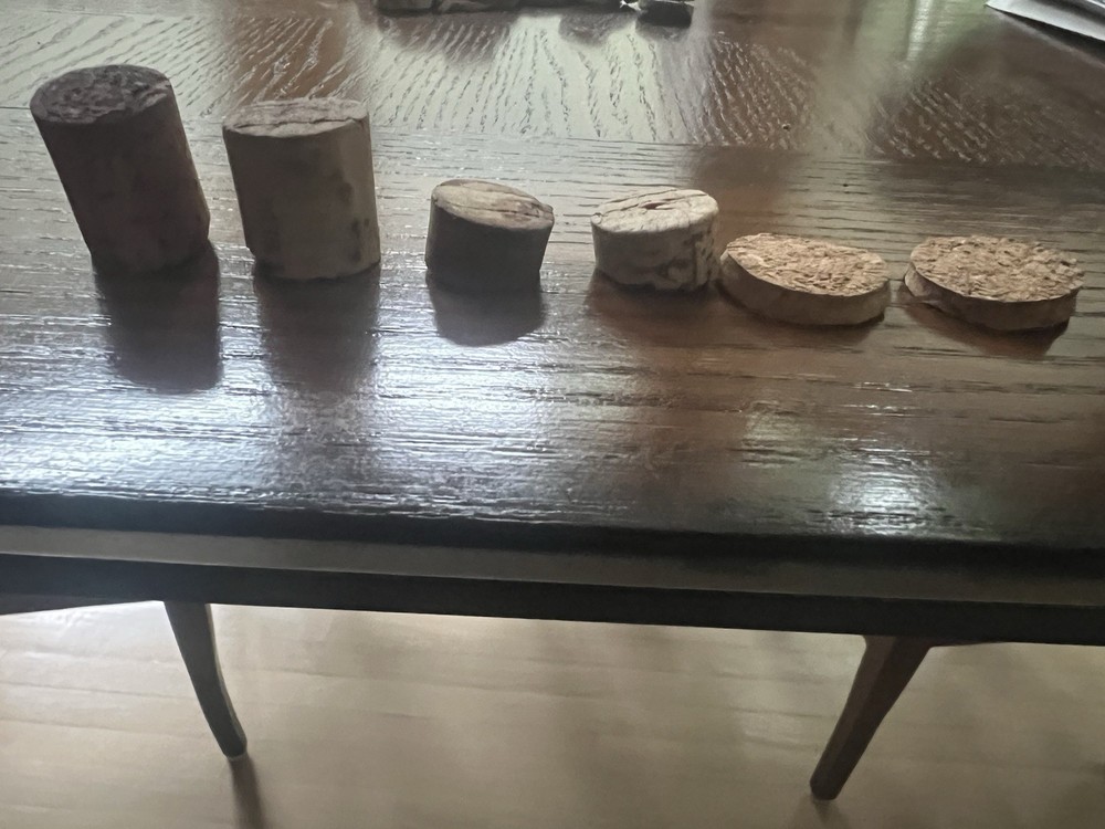 Pre-Cut Wine Corks used for Crafts 550