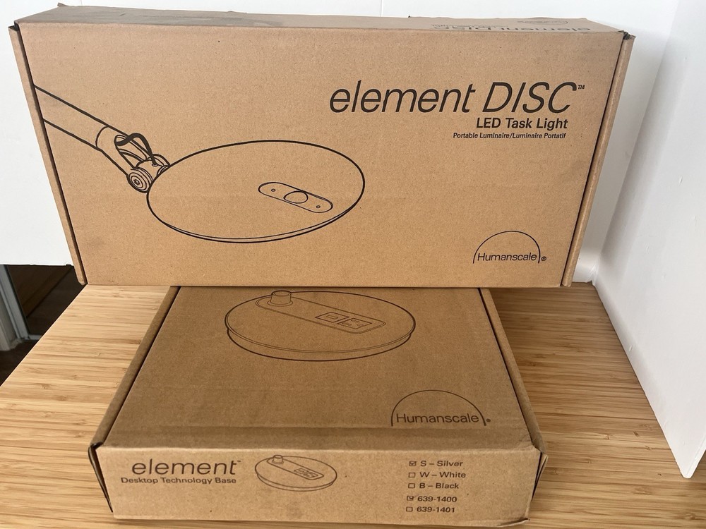 Humanscale Disc Task Light W/tech Charging base- Silver open-box, New