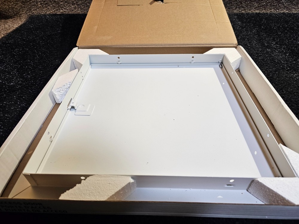 Cendrex AHD 16" x 16" General Purpose Access Door for All Surface Types, White
