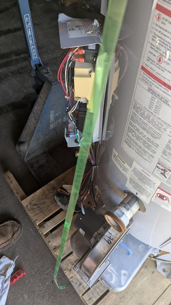 Ao Smith Btl-199 200 100 Gallon 250000 BTU Master -Fit Ultra Commerical Gas...