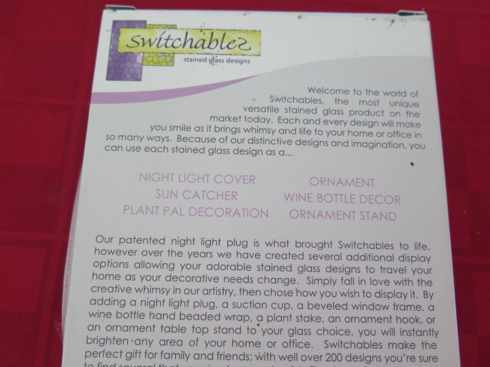 Switchables Rotating Nightlight Plug w/Wine Bottle Covers - New in Box - b6