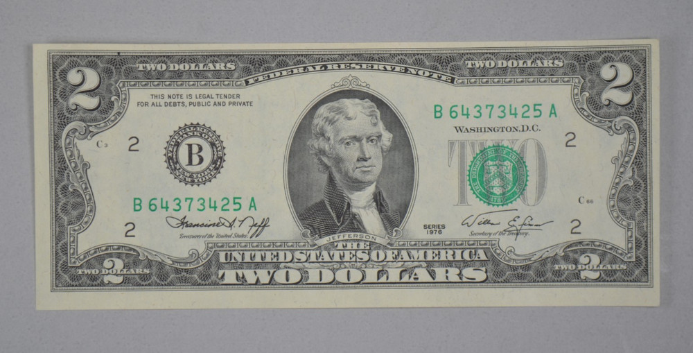1976 $2 Federal Reserve Note AU/Unc - Misaligned Face Printing - Error Note