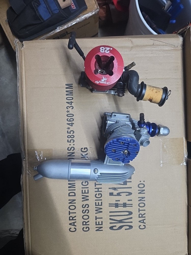 Dynamite .28 (Used)+ Evolution .91 Airplane Engine (Unused)