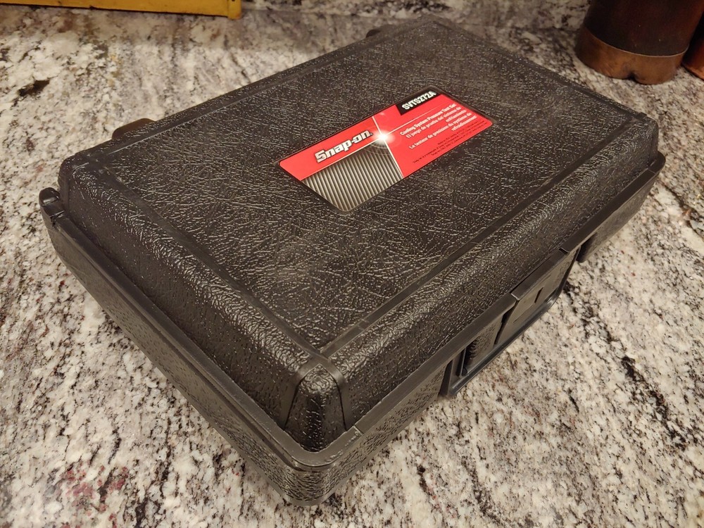 Snapon Tools Cooling System Pressure Tester Kit