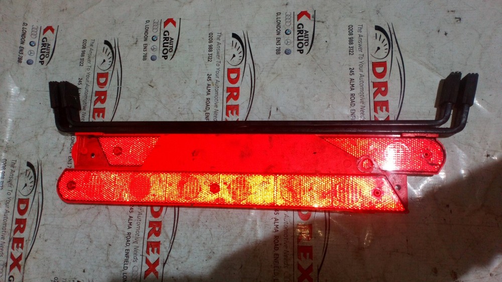 WARNING TRIANGLE suitable Mercedes C CLASS  E CLASS 27R03804