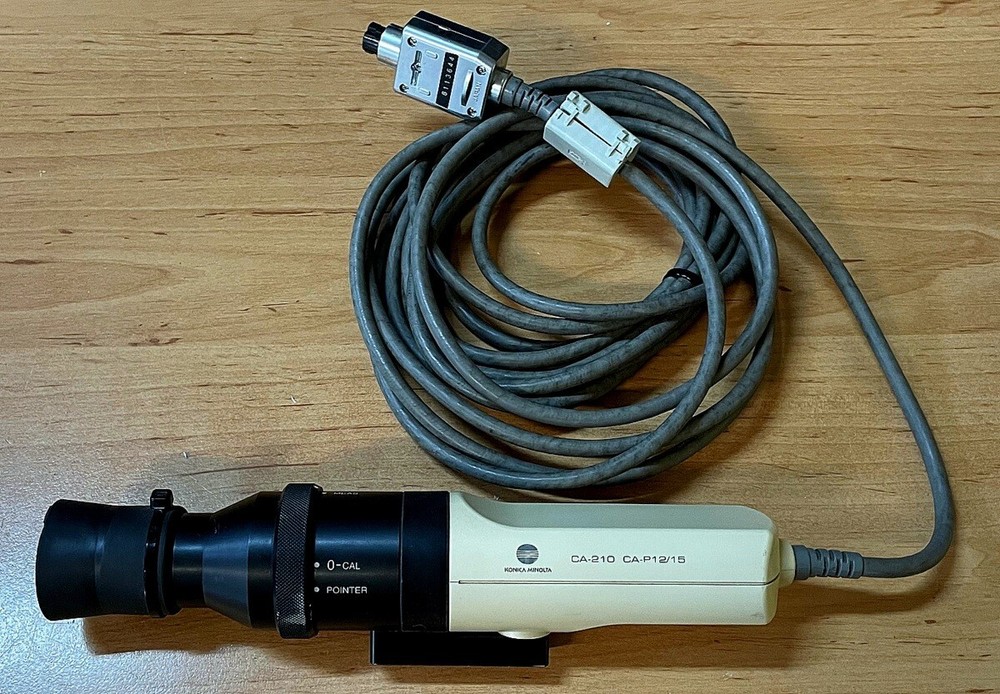 Konica Minolta CA-210, Color analyzer with a probe CA-P12/15