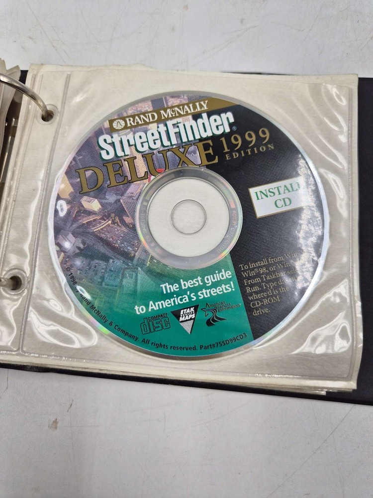 Gateway Software Storage Binder Microsoft Windows 98 WordPerfect 8 Used