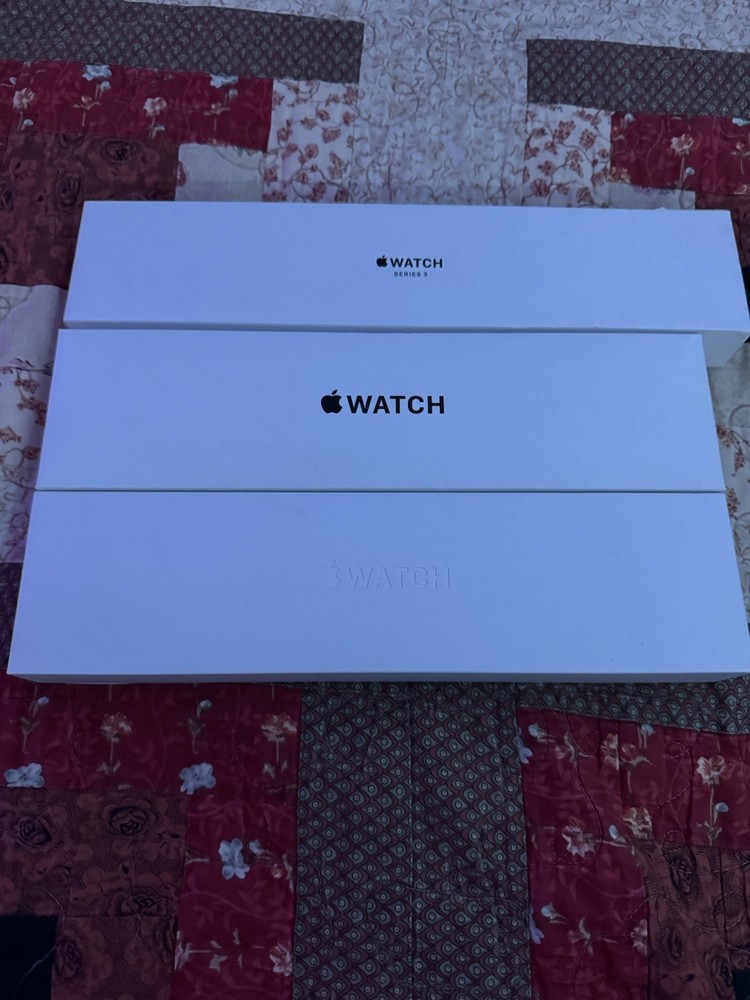 LOT APPLE WATCH BOXES ONLY