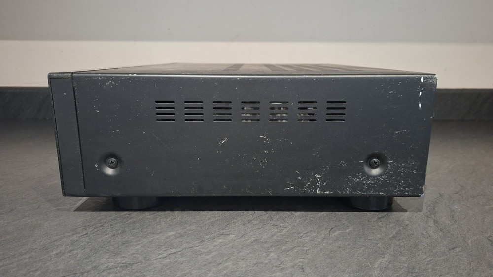 Pioneer A-10-k Integrated Amplifier - Amplifier. Phono Input.