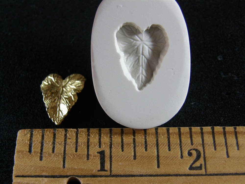 Burdock Leaf Polymer Clay Mold (#MD1484)