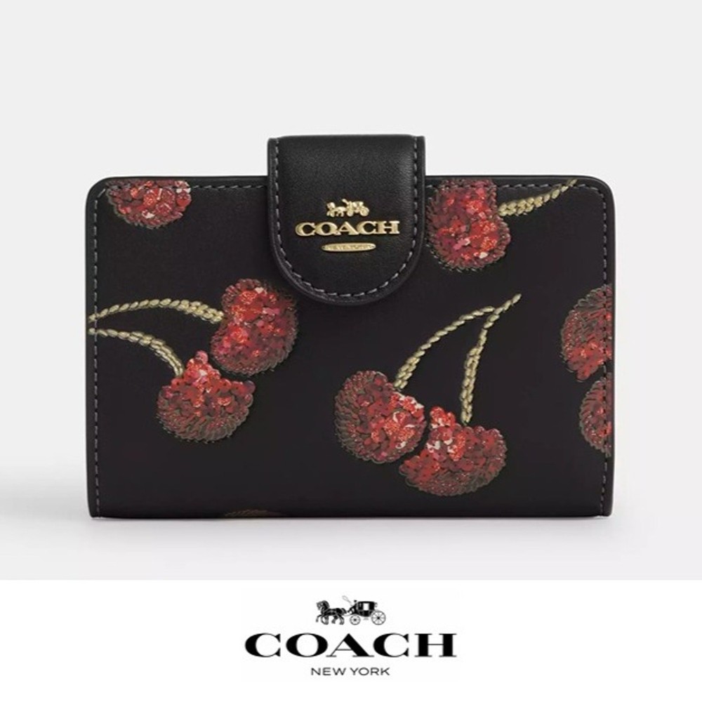 NWT ❤️ Coach Medium Corner Zip Wallet With Cherry Print