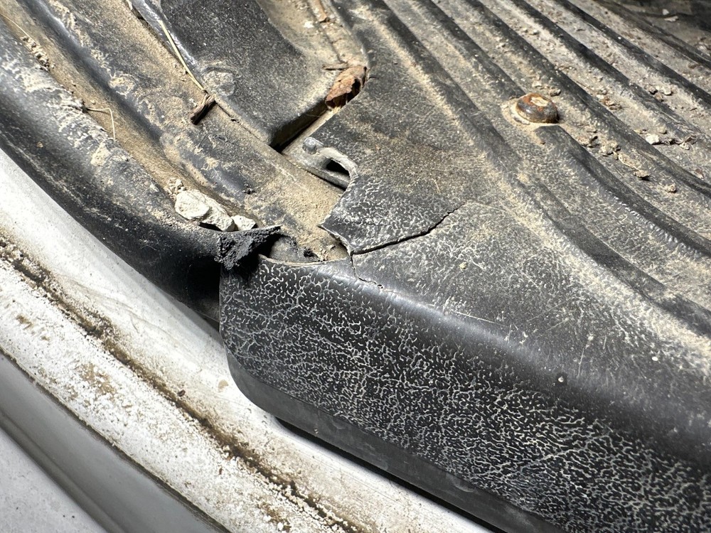 Freightliner M2 106 POLY Left/Driver THRESHOLD Trim/Panel | P/N VERIFY