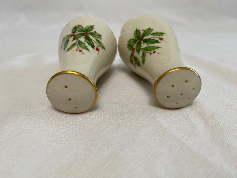Lenox Holiday Salt & Pepper Shaker Set