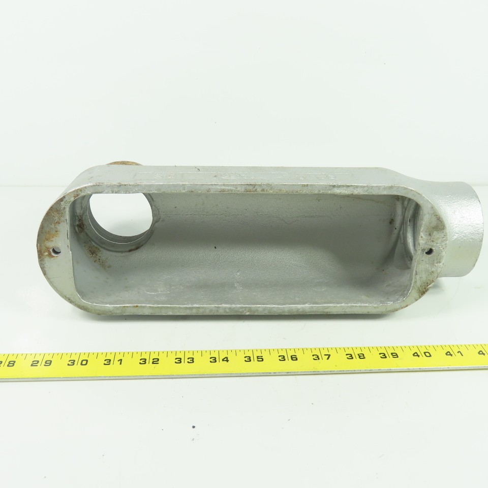 SCI LB 2-1/2" Conduit Body Threaded Hub 3#300MCM