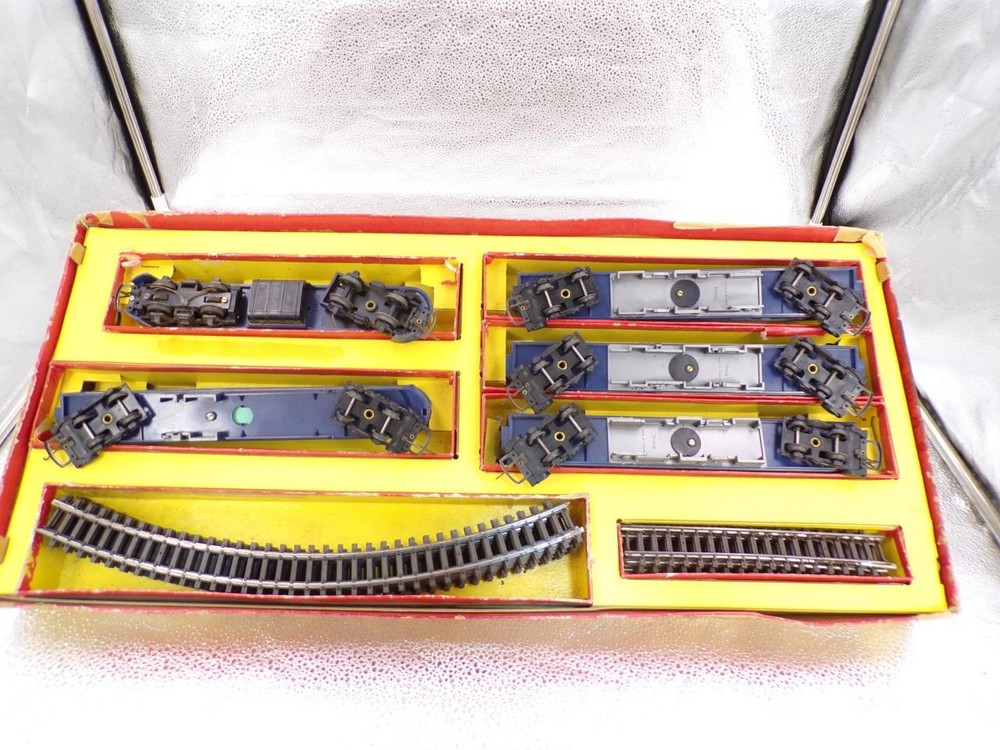 Boxed c1962 Triang RS34 Transcontinental Train Set OO gauge W4