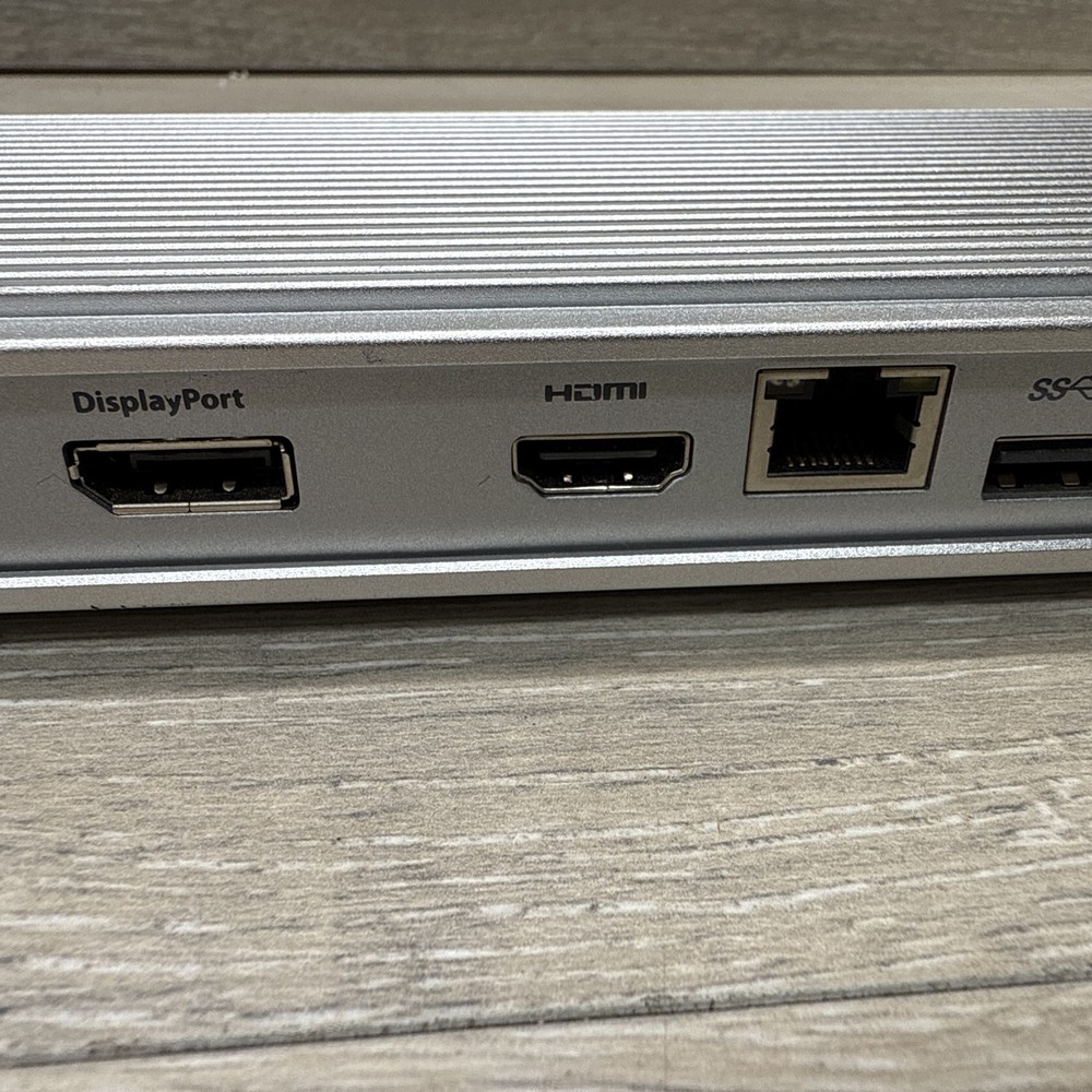 CALDIGIT USB-C-DOCK-US USB 3.1 Type C Desktop Dock N Cords