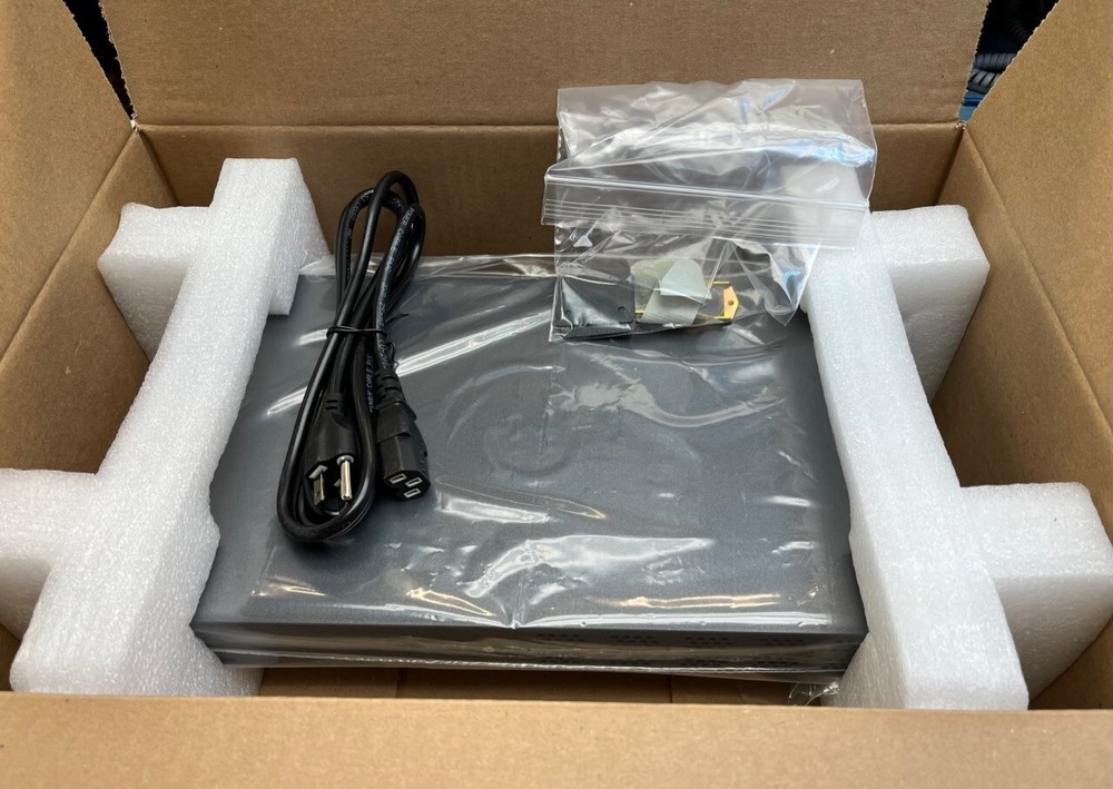 MITEL SHORETEL ST2D 10586 VOICE SWITCH FULLY TESTED EXCELLENT + BRACKETS