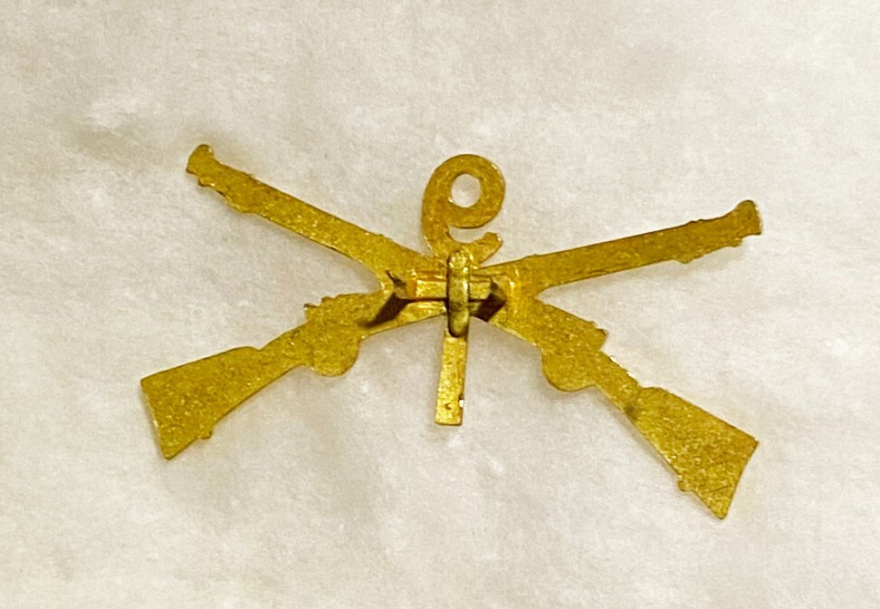 Pre-WWI I Company 9th Infantry Collar Device