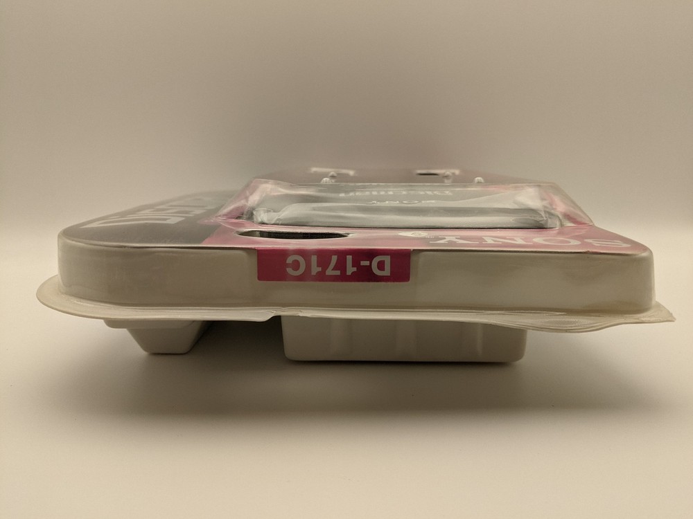 Sony D-171C Discman Portable Compact Disc Player Sealed