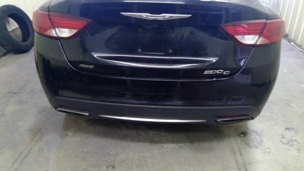 200 2015 High Mounted Stop Light 1722638