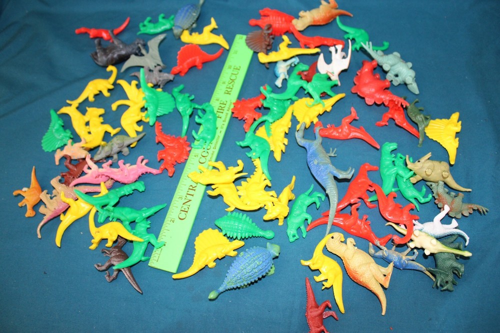 Plastic Dinosaur figures - 1970s+ prehistoric jurassic