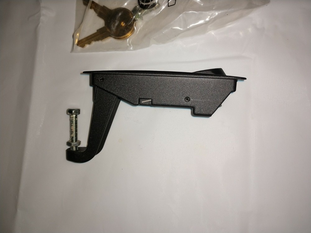 Southco C2-33-25 adjustable lever hand compression lever latch