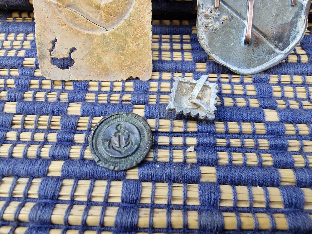 WW2 Original German Badges Front Item Relic.