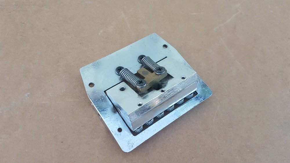 80's KAHLER FLYER TREMOLO BASE