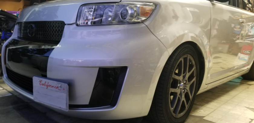 JDM Style Front Black Relocator Adapter License Plate Tag Holder Mount Bracket