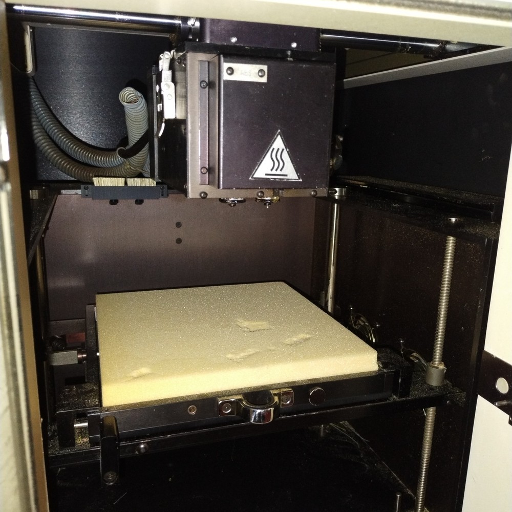 STRATASYS FDM 2000 3D Printer Model SH200001 110V 12.0A
