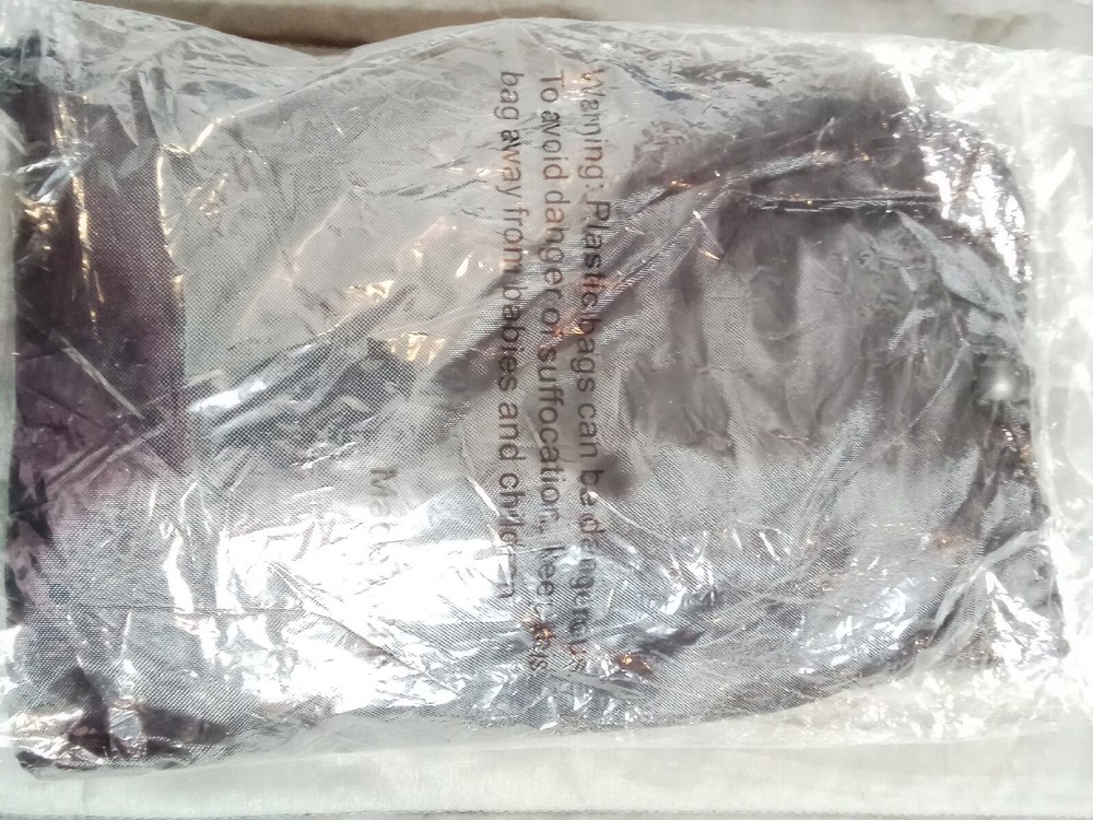 Luxxurro Inflatable Footrest New In Package Includes Pump