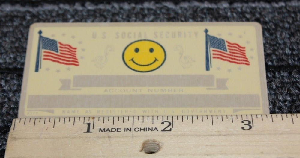Metal Smiley Face Social Security ID Card Custom Engraved [080CHR]