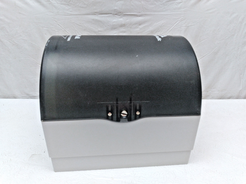 Georgia-Pacific Professional SofPull Center Pull Paper Dispencer 9.25x8.75x11.5
