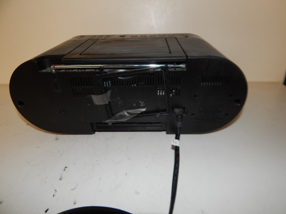 SONY PERSONAL AUDIO SYSTEM MODEL ZS-S4IP (TSM77)