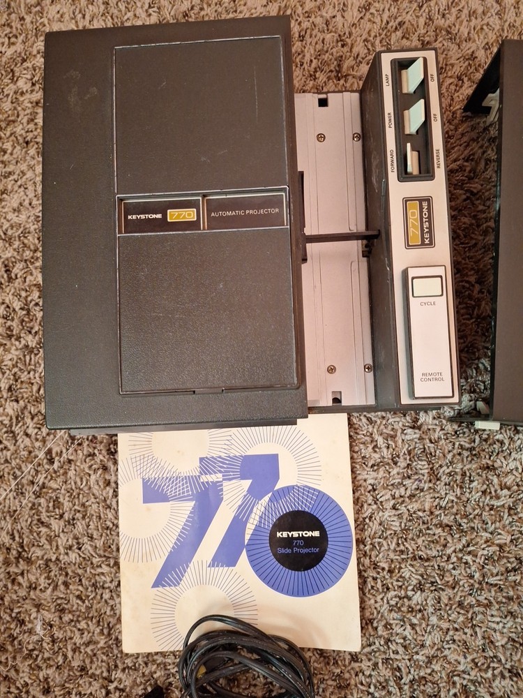 Keystone K-770 Slide Projector