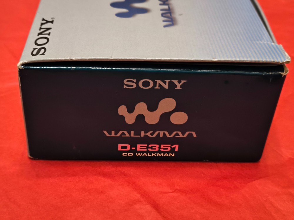 Sony D-E351 CD/CD-R/RW Walkman Blue Boxed