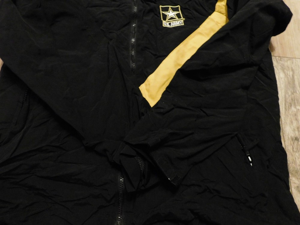 US ARMY APFU JACKET SIZE MEDIUM - SHORT