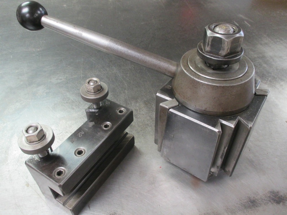 USED Aloris EA Tool Post with EA2 V-Groove Quick Change Lathe Tool Holder (YMC)