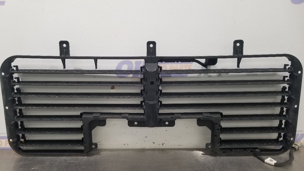 18 CHEVY SILVERADO 1500 6.2L AIR SHUTTER ASSEMBLY