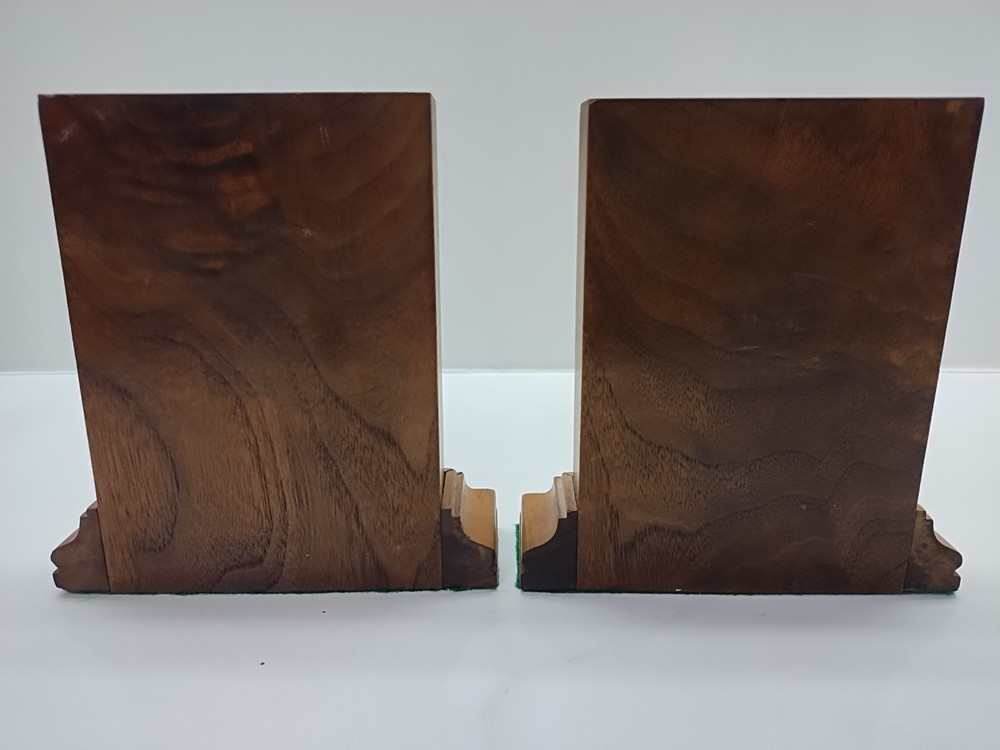 carved flower bookends