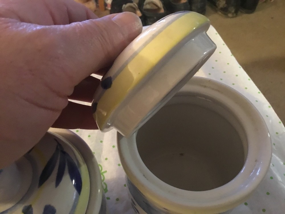 Round shape jar w/ lid