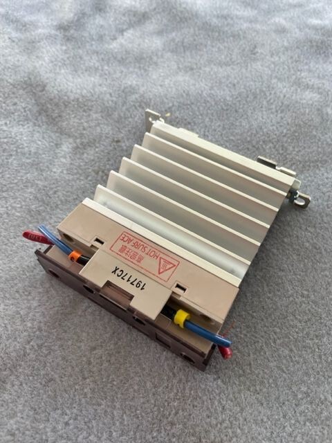Omron G3PE-225B Solid State Relay
