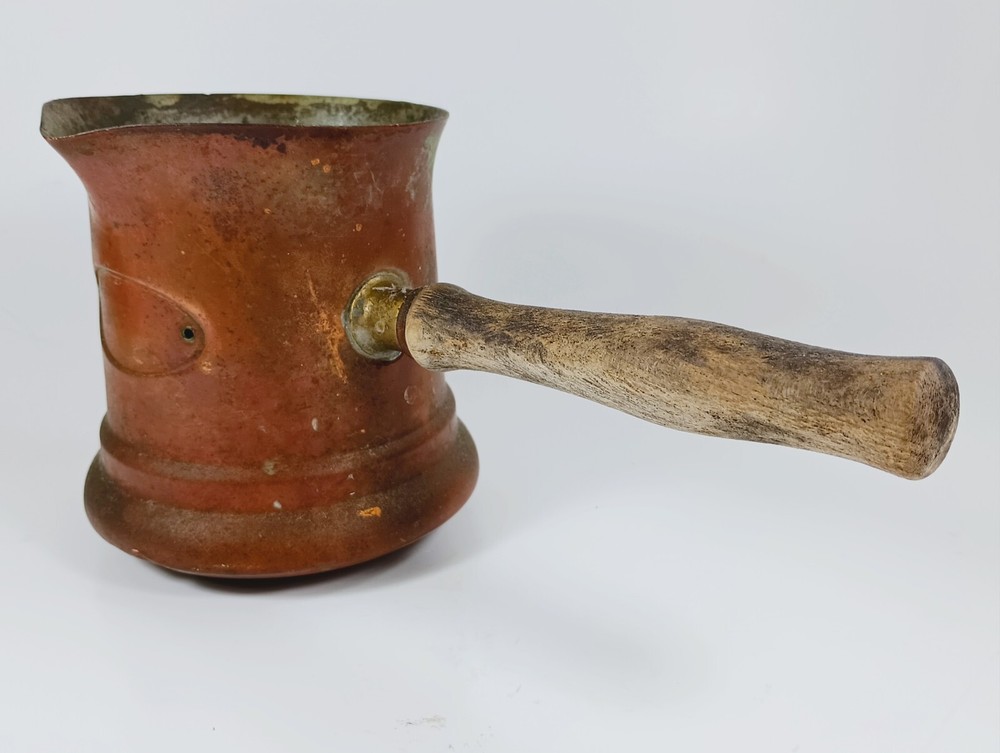 Vintage Colonial Style Copper Ladel with Wood Handle.