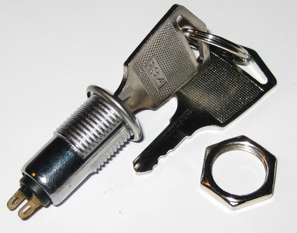 2 X SPST Rotary Keylock Switch - 2 Position Switchlock - 1/2" Dia. Panel Mount